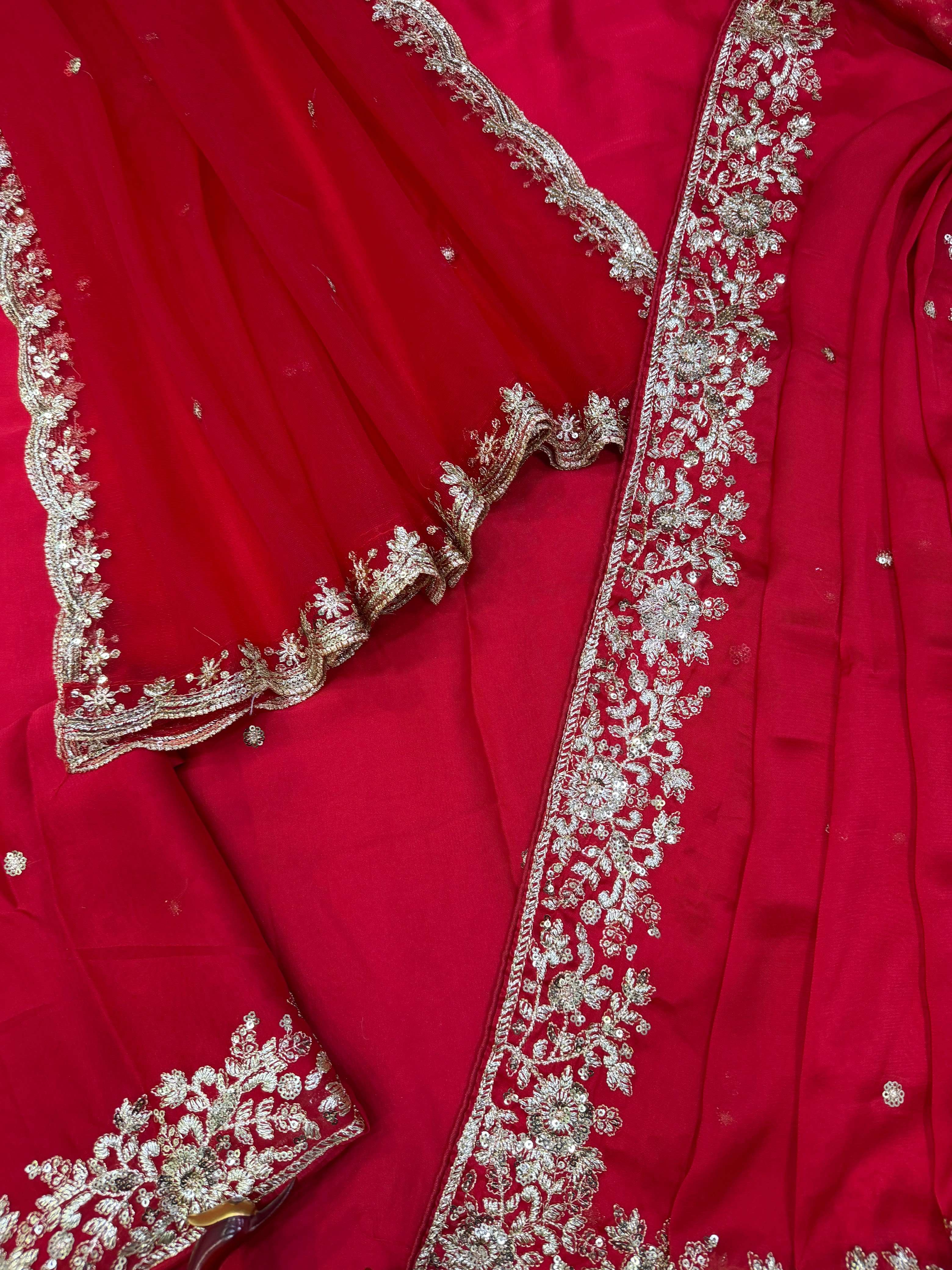 KARVA CHOUTH SPECIAL PREMIUM RED COLOR SAREE  MADE OF RANGOLI SILK FABRIC RESELLER IN SURAT 5635